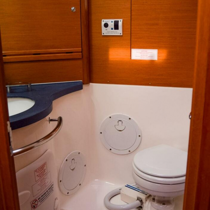 Okyrroy | Bavaria 40 photo 4