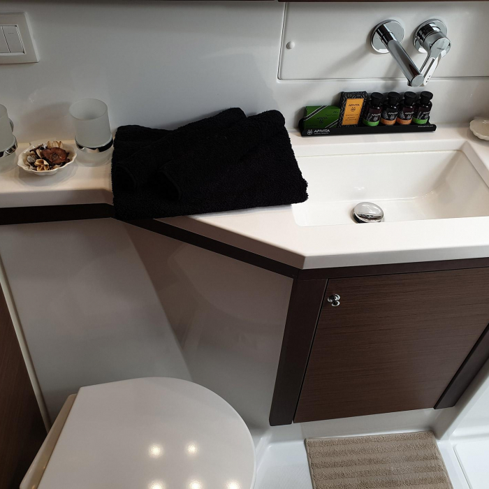 Madicon | Lagoon 450 F photo 9