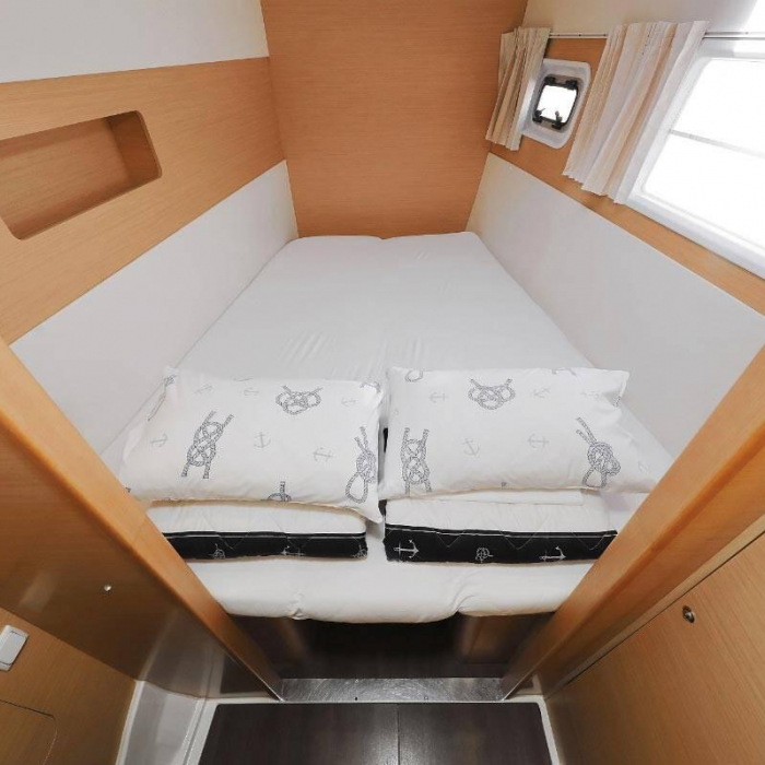 Caribbean | Lagoon 400 photo 6