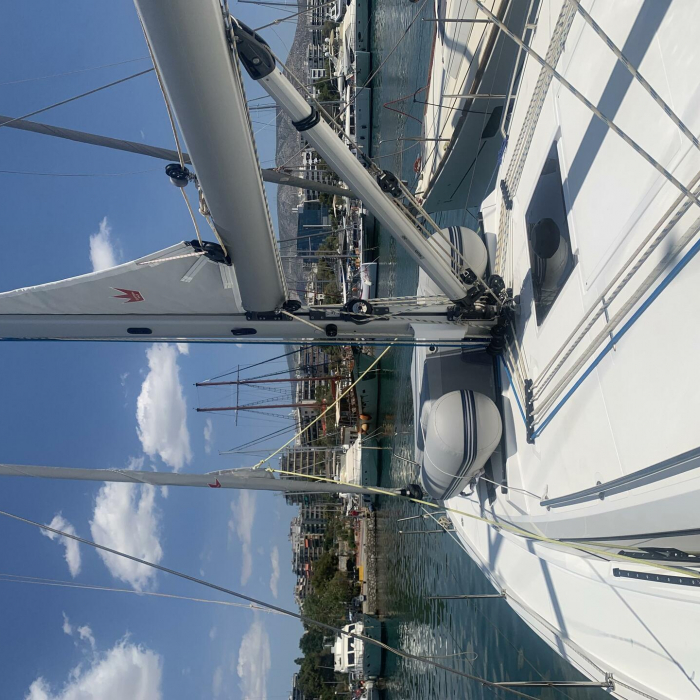 Maia | Bavaria C42 photo 4