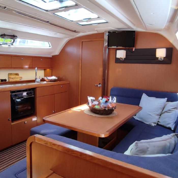 Sake | Bavaria 41 Cruiser photo 6