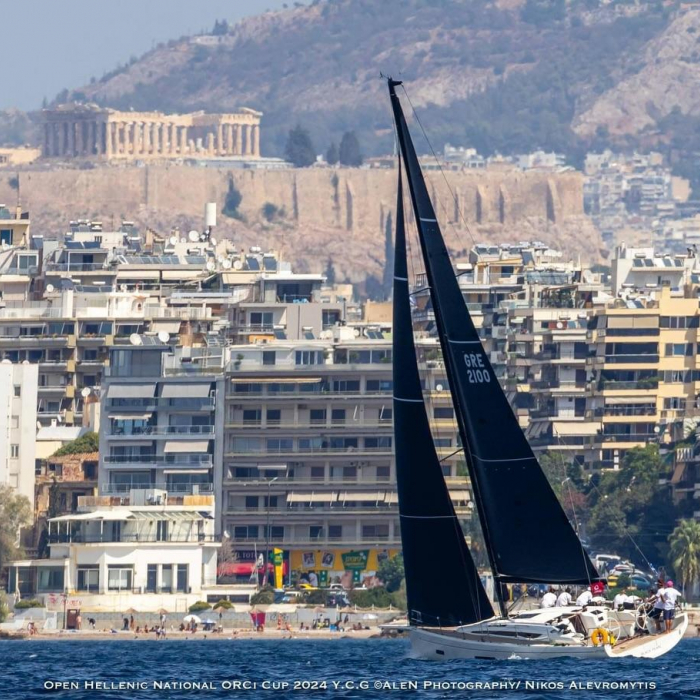 Black Pearl | Italia Yachts 12.98 photo 3