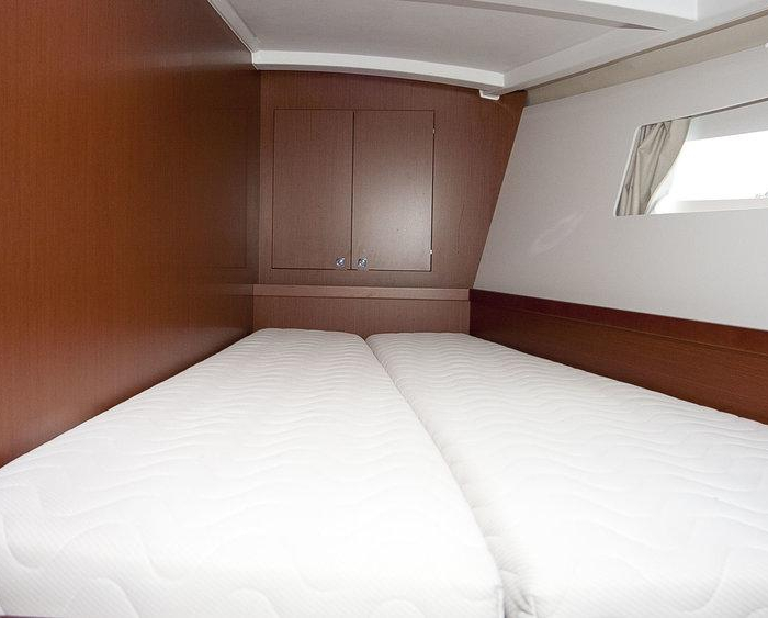 Kiki | Oceanis 45 photo 40