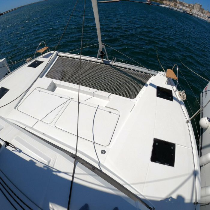 Astrea | Fountaine Pajot Astrea 42 photo 21