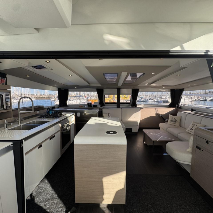 Maeva | Fountaine Pajot Aura 51 photo 19