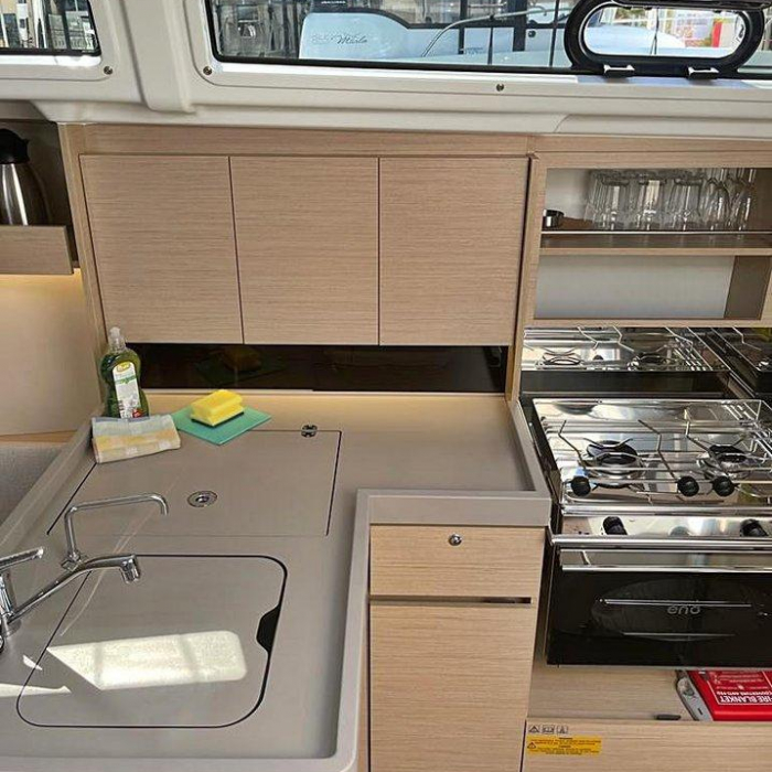 Ka Nani | Oceanis 34.1 photo 8