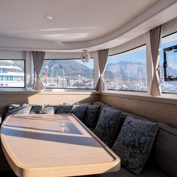 Lyubushka | Lagoon 42 photo 4