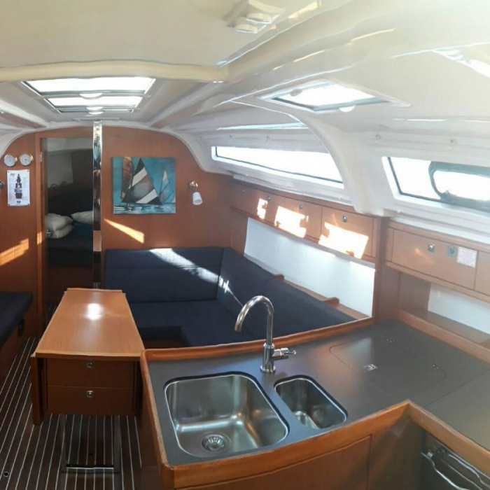 John K | Bavaria Cruiser 37 photo 10