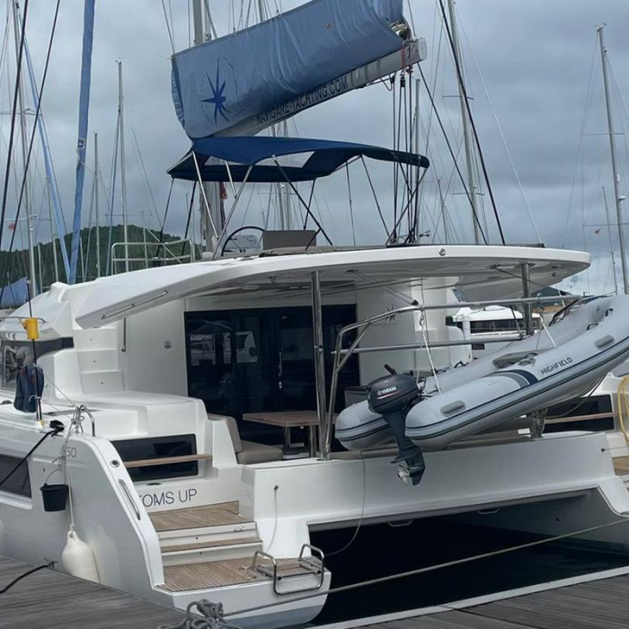 Bottoms up | Lagoon 50 photo 10