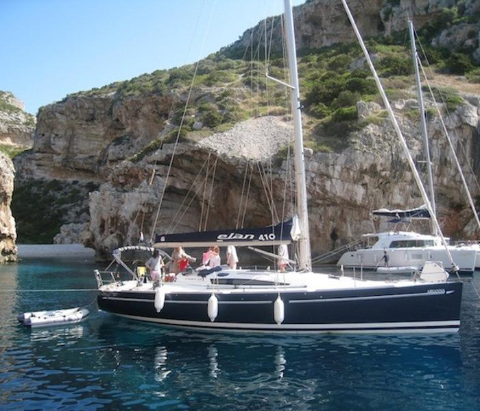 Arianna | Elan 410 performance photo 3