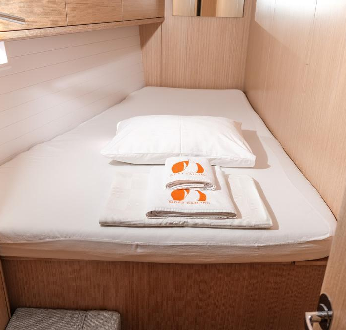 Istanbul | Bavaria Cruiser 46 photo 8