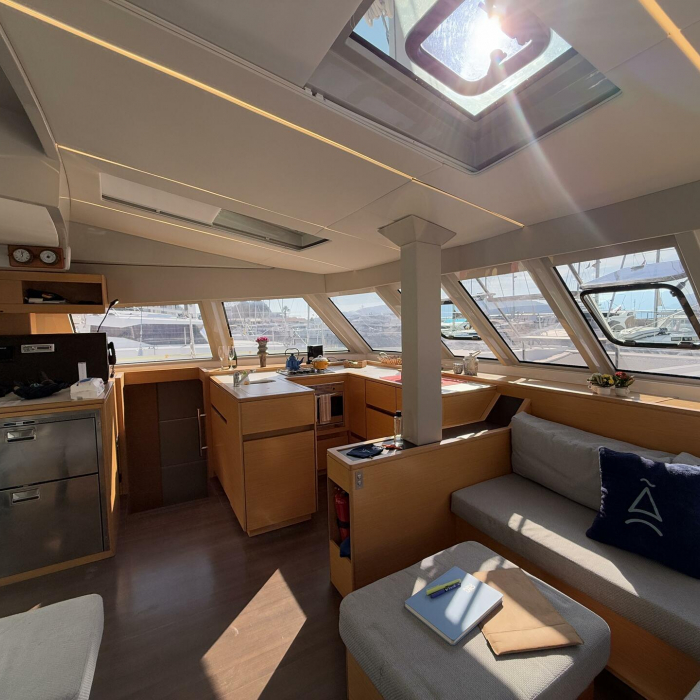 Daria 2 | Nautitech 46 Fly photo 17