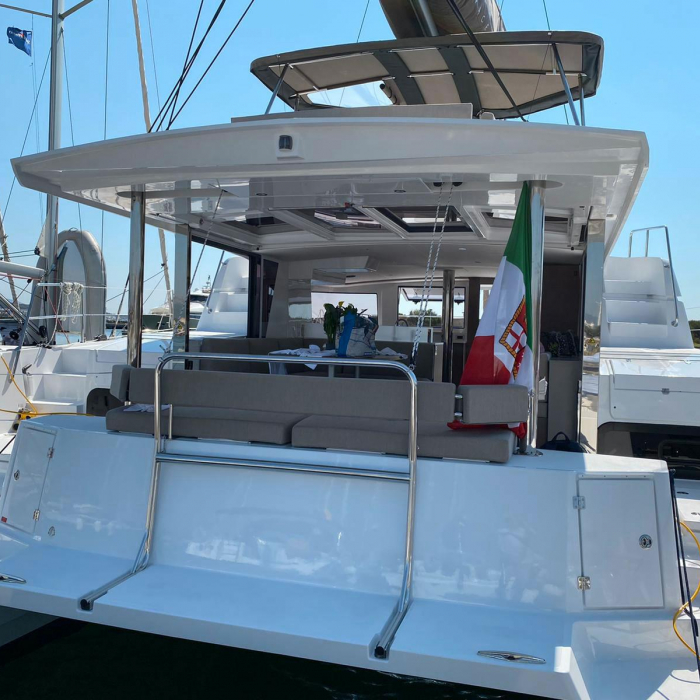 Moderna - A/C, Generator, WM, Solar Panel, BBQ | Bali 4.6 photo 15