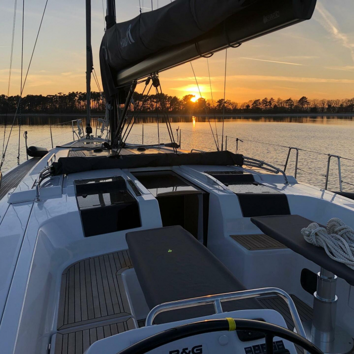 Box of Chocolate | Hanse 508 photo 2