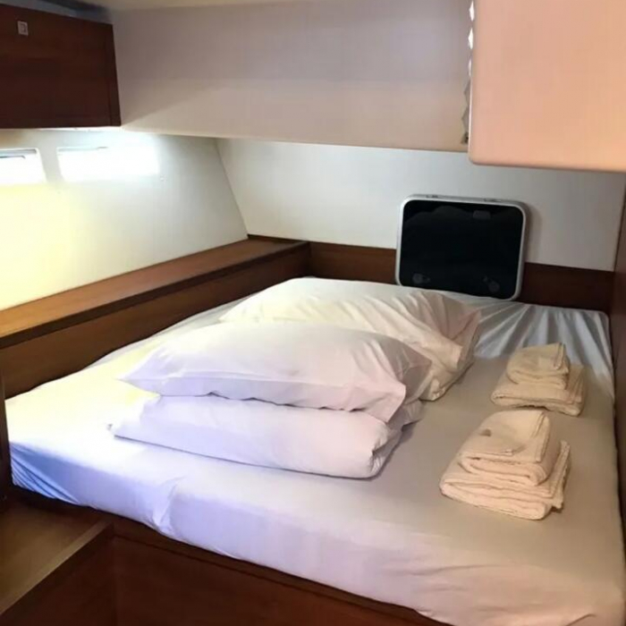 Solid White | More 55 photo 6