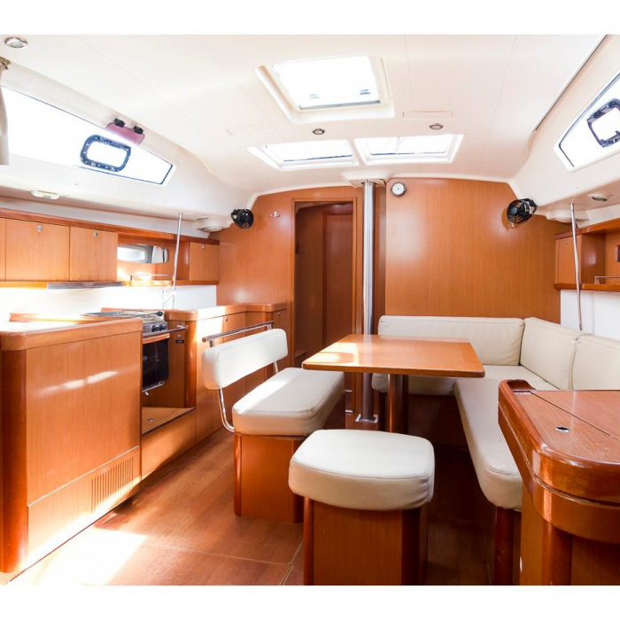 Demonio de Tasmania | Oceanis 43 photo 4