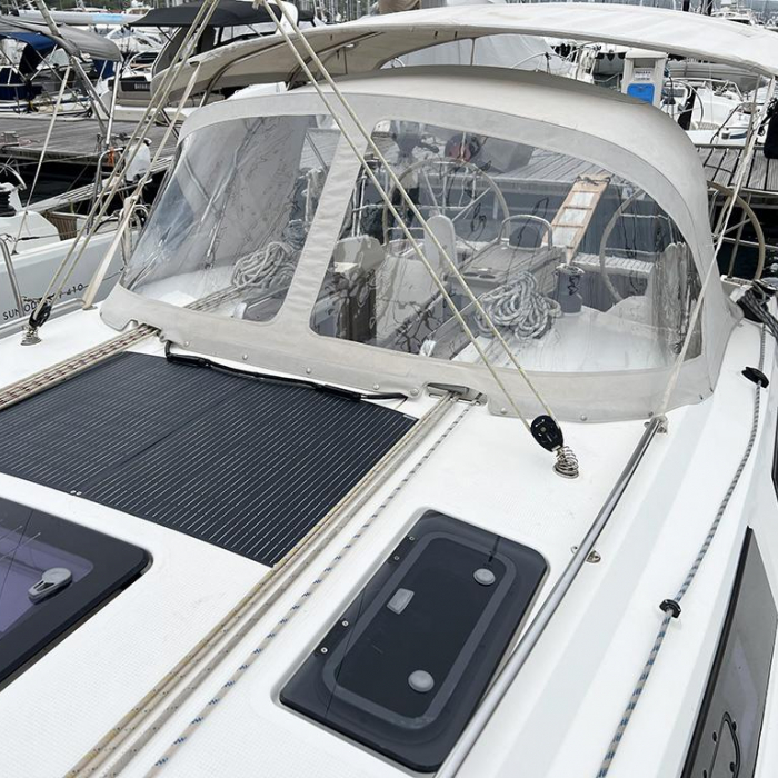 Jugo | Bavaria Cruiser 37 photo 17