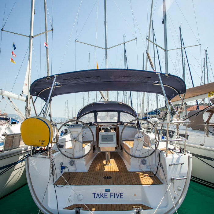 Take Five | Bavaria Cruiser 34 photo 3