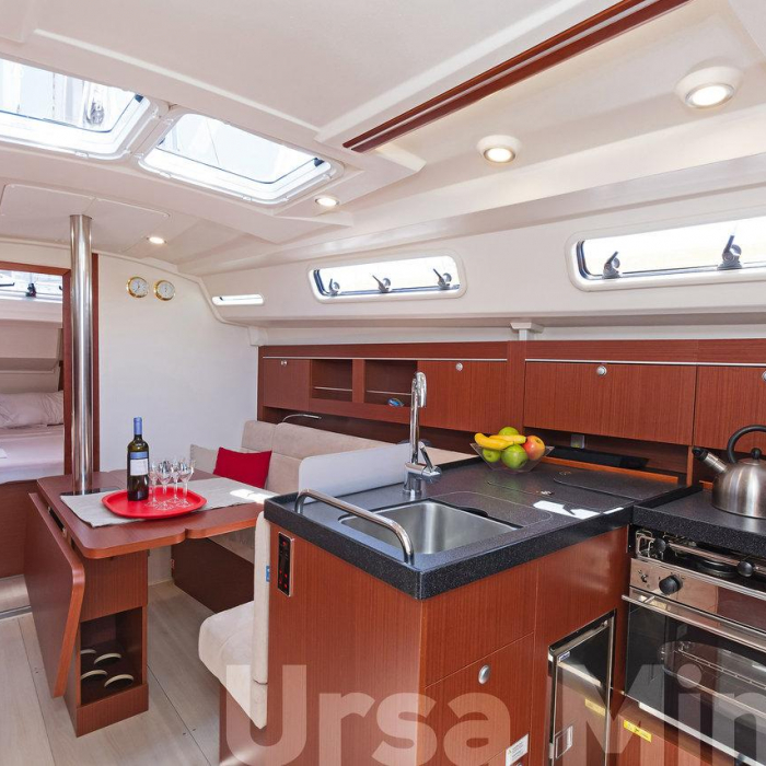Ursa Minor | Hanse 345 photo 11