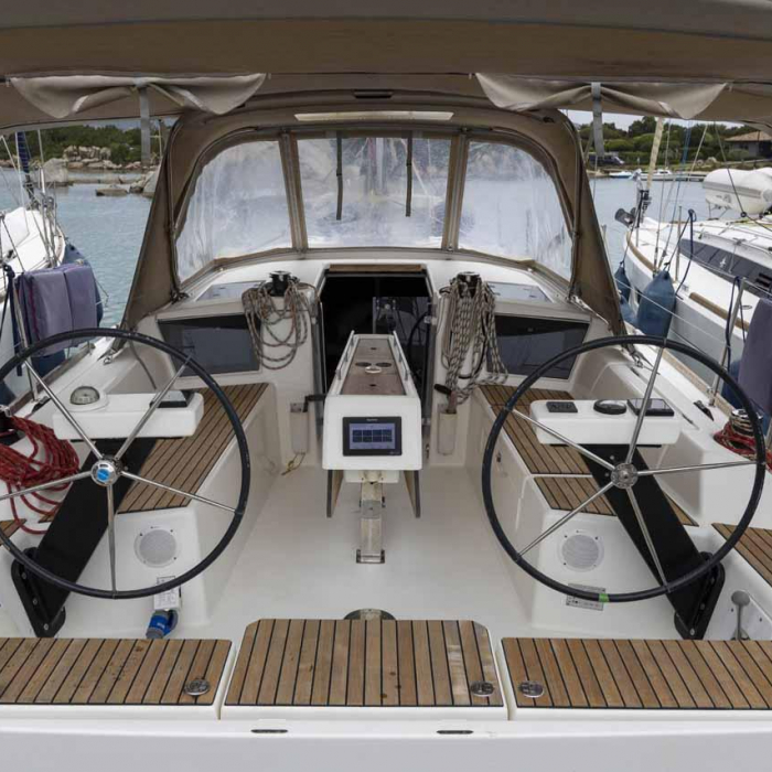 Shakey Ground | Dufour 360 GL photo 14