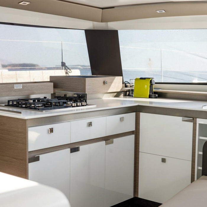 Jasmine | Elba 45 photo 2