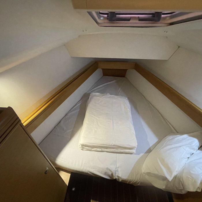 Agatha | Sun Odyssey 36i photo 31