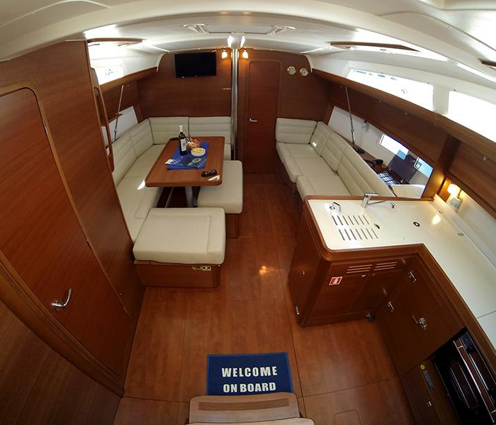 Amazing | Dufour 412 GL photo 10