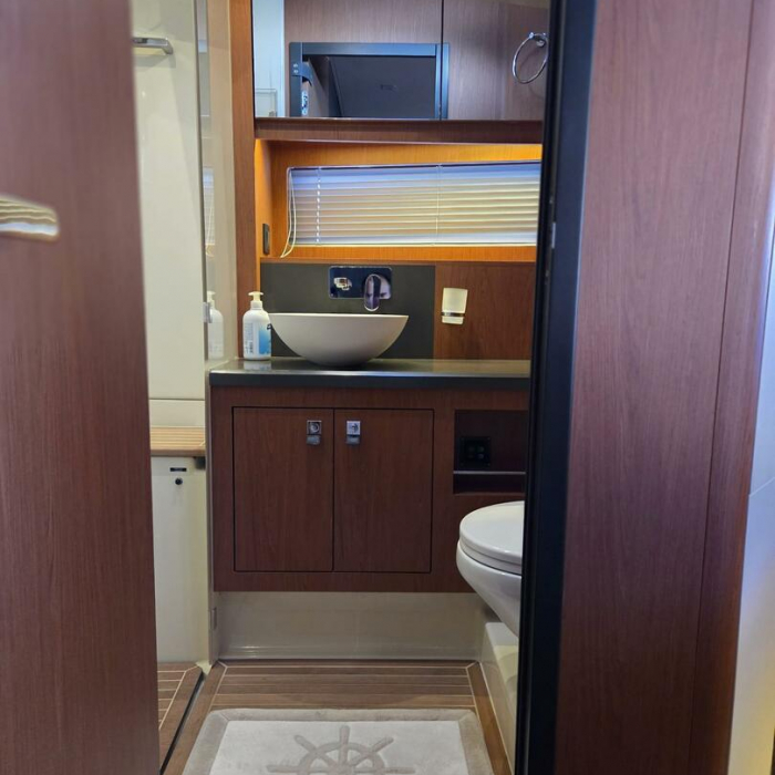 OLGA V | Oceanis 62 photo 19