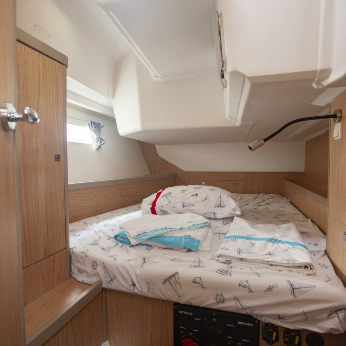 Hande | Oceanis 45 photo 29