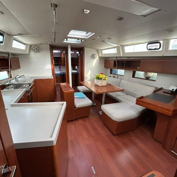 Blue Satellite | Oceanis 46.1 photo 11