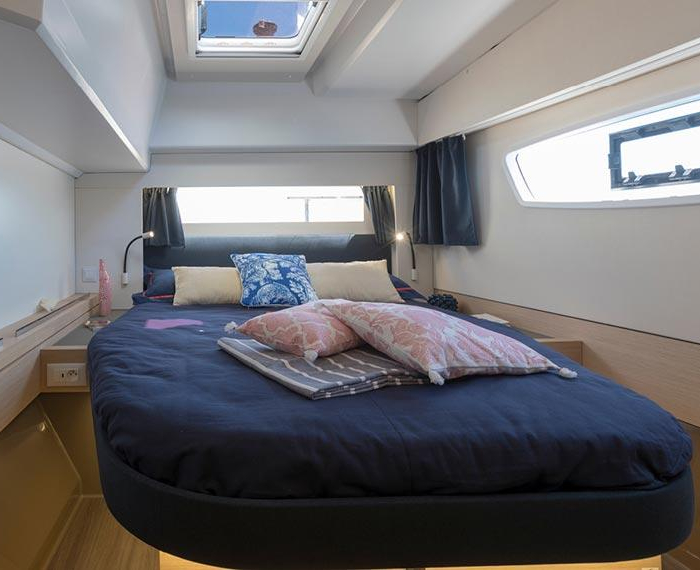 Flonja | Fountaine Pajot Astrea 42 photo 10