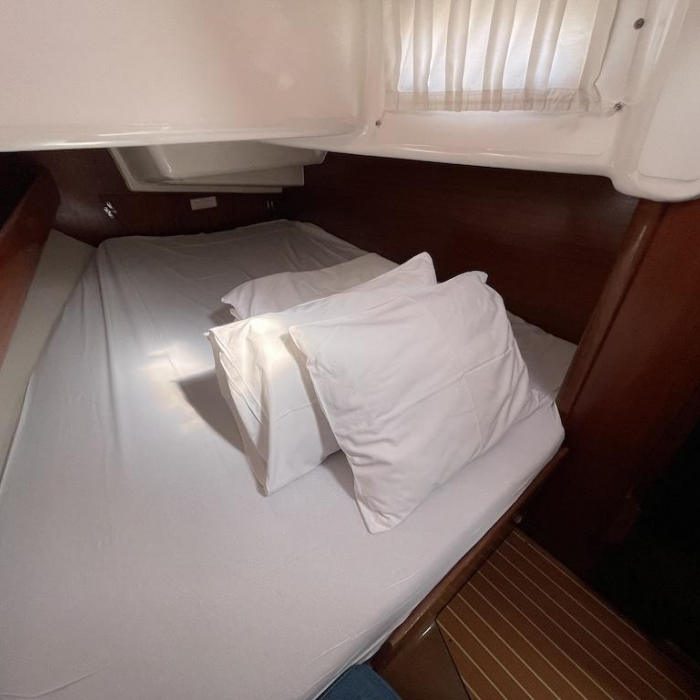 Classic | Bavaria 44 photo 12