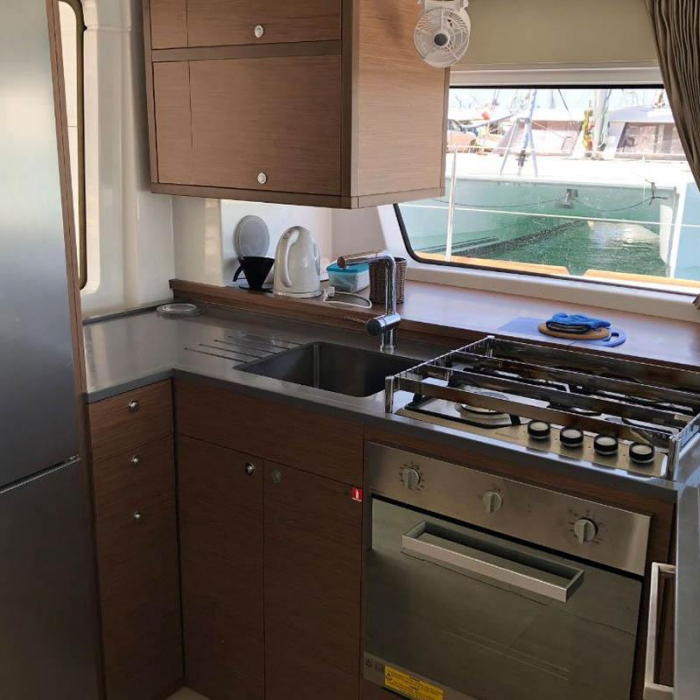 Smajla 2 Sweden | Lagoon 52 F photo 15