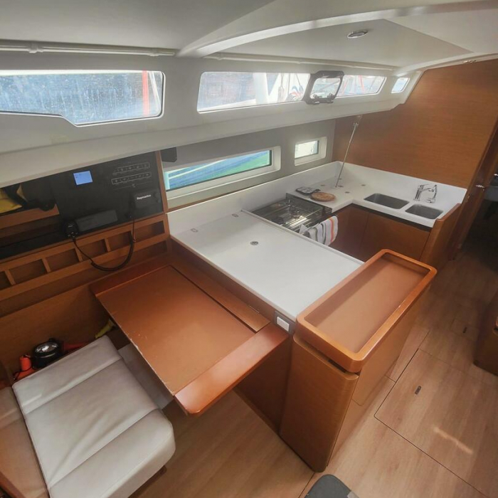 Iddu | Sun Odyssey 440 photo 6