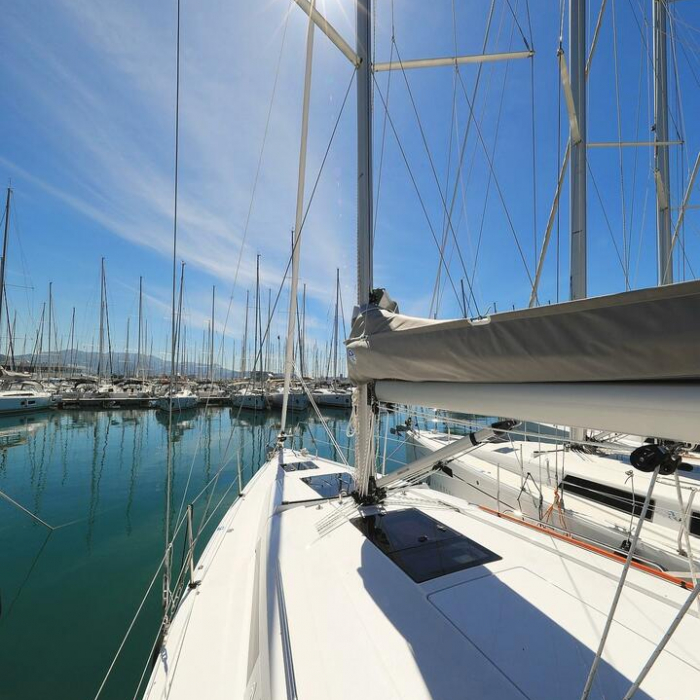 Sweet Summer | Hanse 388 photo 6