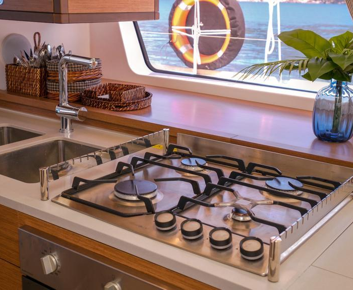 Daphne | Lagoon 52 F photo 3