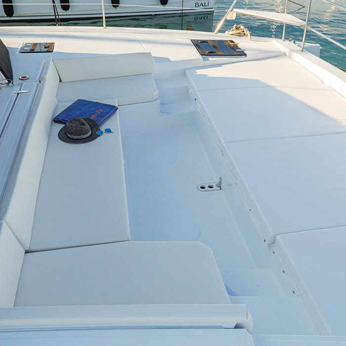 Paspartu | A/C generator watermaker | Bali 4.1 photo 4