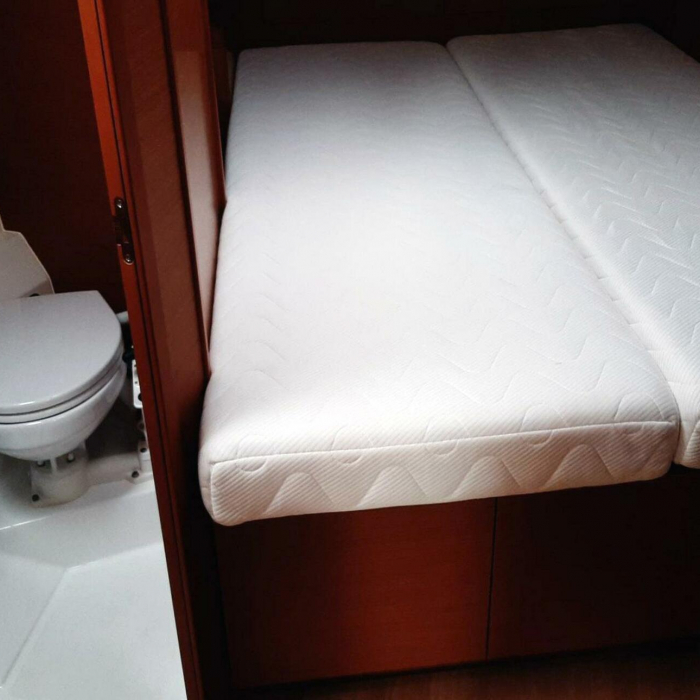 Economy | Sun Odyssey 410 photo 12