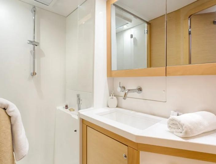 Alba Mouse | Lagoon 450 F Luxury photo 7