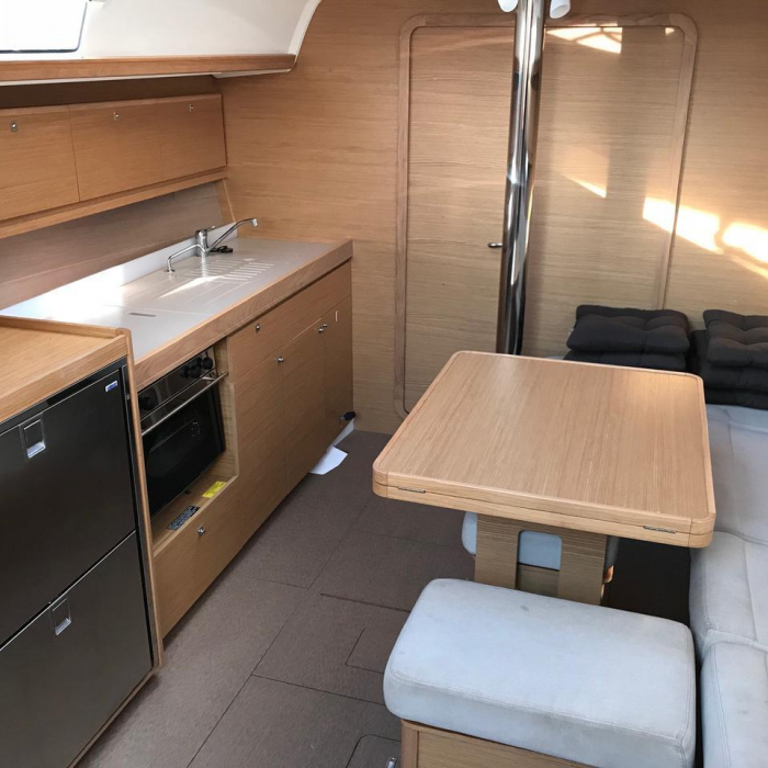 Diniva II | Dufour 382 GL photo 9