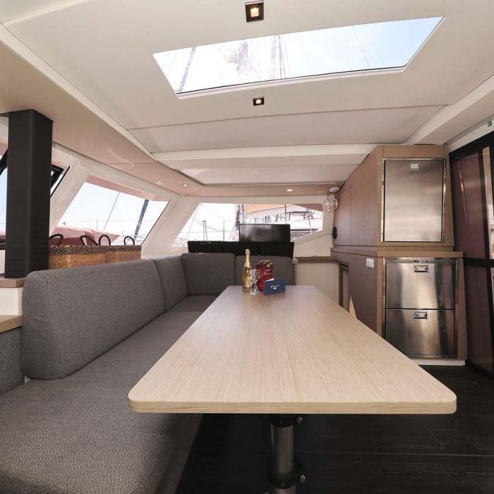 Canopus | Fountaine Pajot LUCIA 40 photo 11