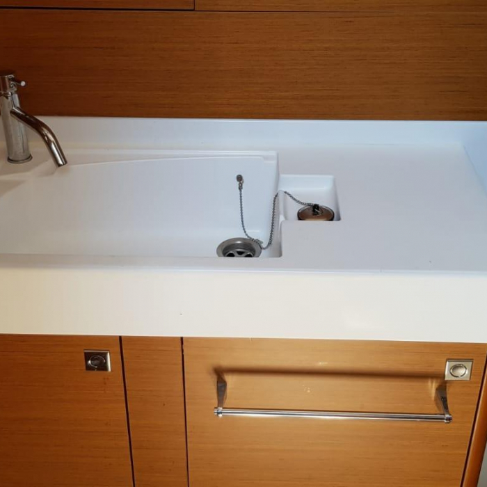 Pata | Sun Odyssey 519 photo 34