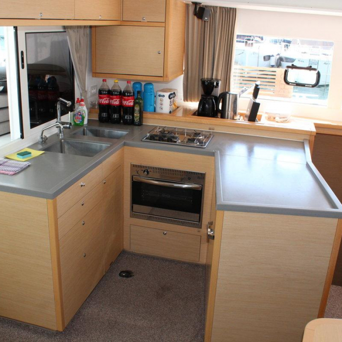 Baros | Lagoon 450 photo 13