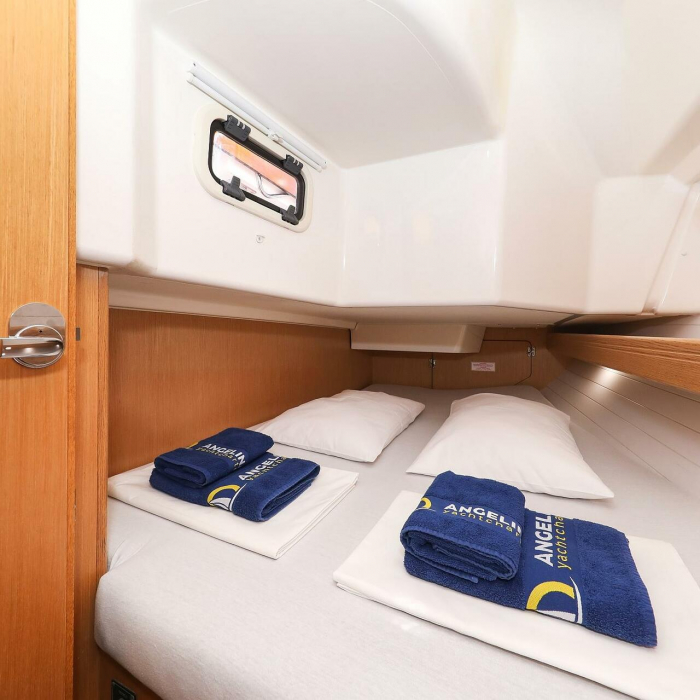 Lady One | Bavaria Cruiser 34 photo 46