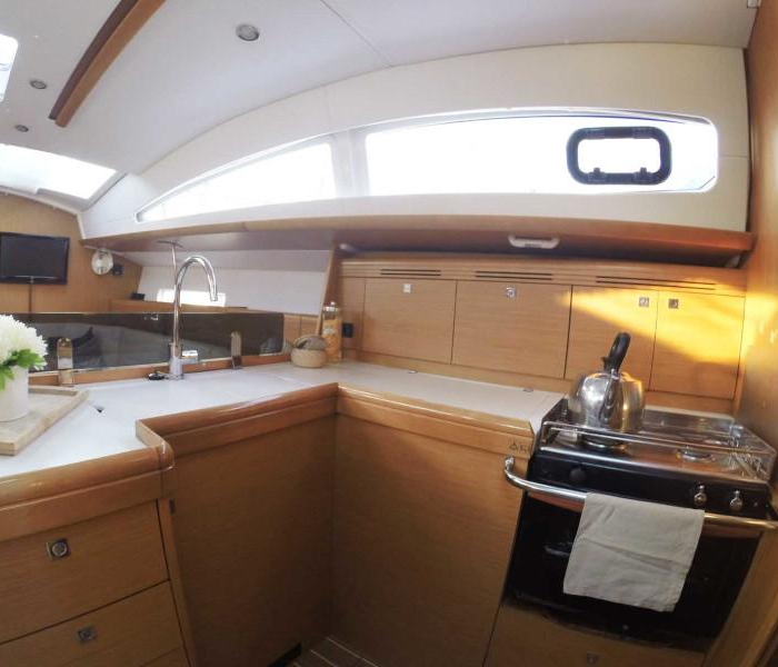 Sweet Alis | Sun Odyssey 42DS photo 17