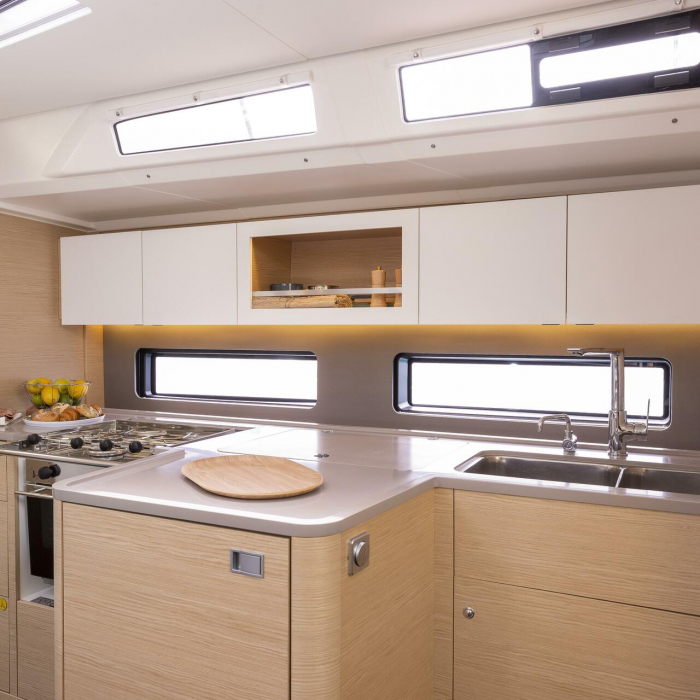  | Sunsail 44.3 photo 3