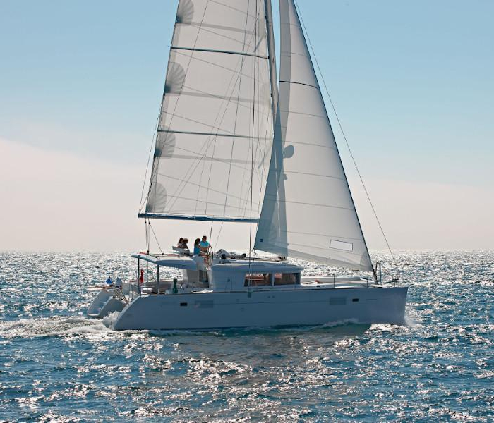 Caliente | Lagoon 450 Flybridge photo 7