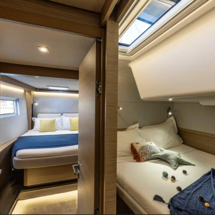 Arctic Dream | Lagoon 51 photo 14