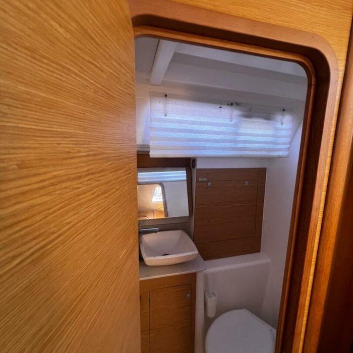 Maestro ( The boat is located in the Port of Sivota, Lefkada ) | Dufour 390 Grand Large photo 15