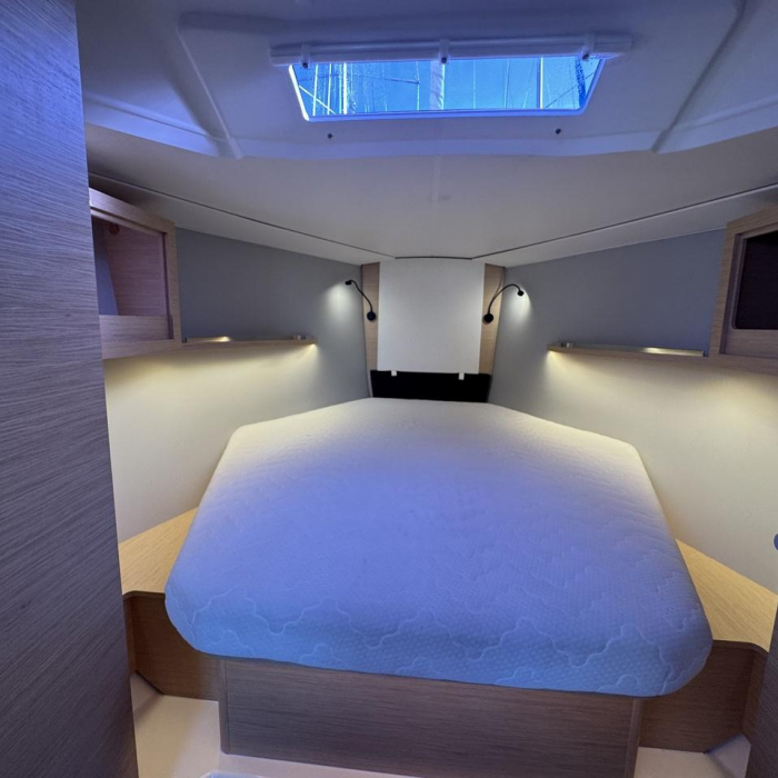 Thais | Dufour 37 photo 11